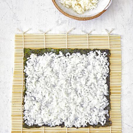 Lachs-Mango-Maki mit Sprossen Lachs-Mango-Maki mit Sprossen