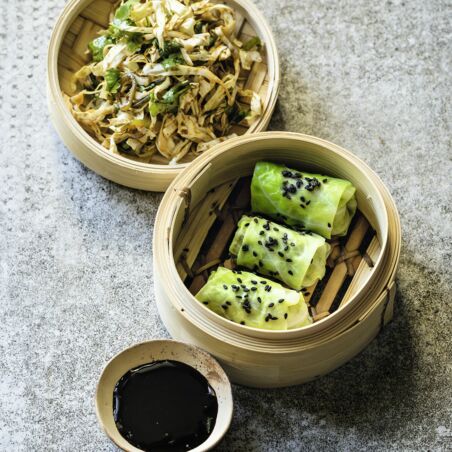 Dim Sum mit Spitzkohl und Garnelen Dim Sum mit Spitzkohl und Garnelen