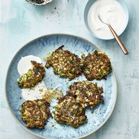 Mücver - Zucchinipuffer Mücver - Zucchinipuffer