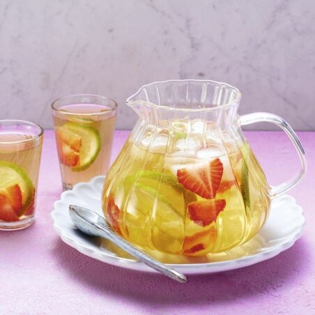 Erdbeer-Kräuter-Eistee Erdbeer-Kräuter-Eistee