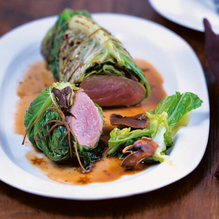 Schweinefilet im Wirsingmantel Schweinefilet im Wirsingmantel