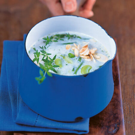 Cremesuppe von weißen Bohnen Cremesuppe von weißen Bohnen