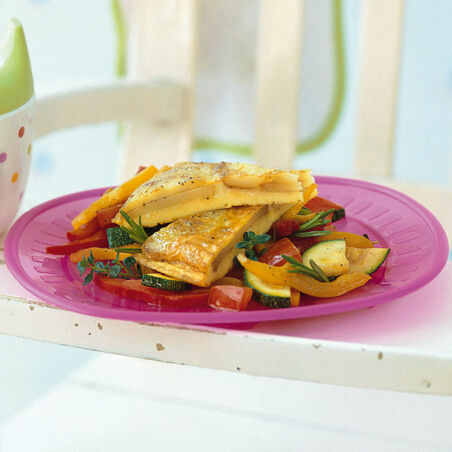 Tortilla auf buntem Gemüse Tortilla auf buntem Gemüse