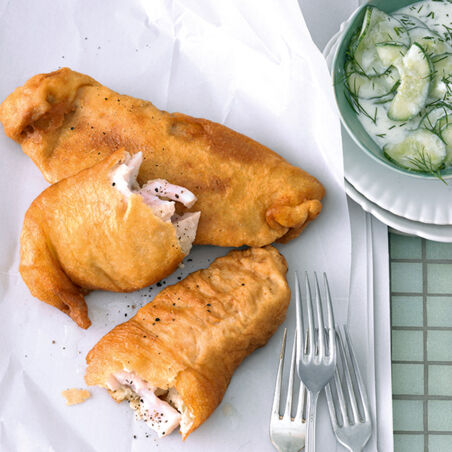 Backfisch mit Gurkensalat Backfisch mit Gurkensalat