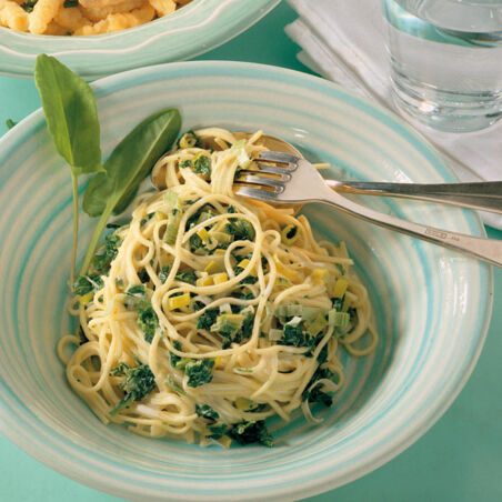 Eiernudeln mit Lauch-Spinat Eiernudeln mit Lauch-Spinat