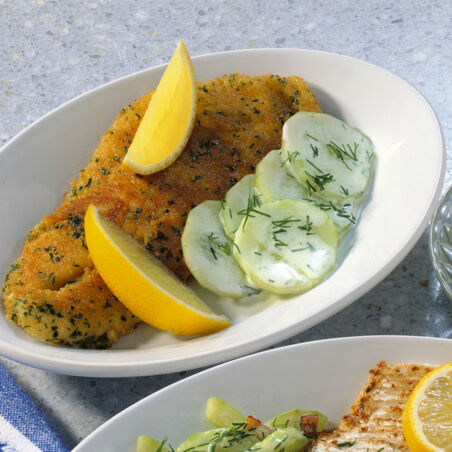 Backfisch mit Gurkensalat Backfisch mit Gurkensalat