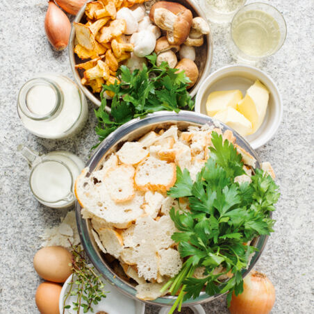 Semmelknödel mit Pilzrahm Semmelknödel mit Pilzrahm