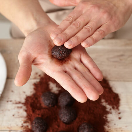 Kokos-Dattel-Pralinen Kokos-Dattel-Pralinen