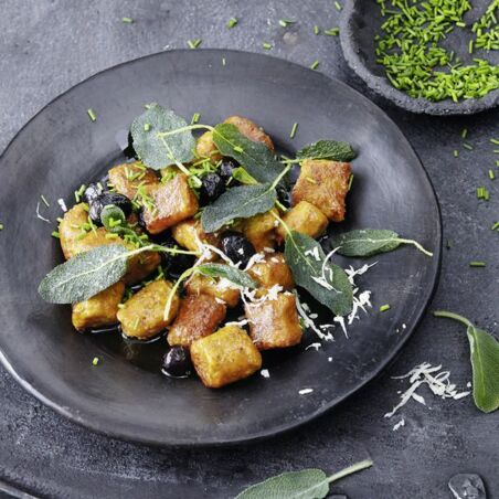 Kürbisgnocchi mit Chiasamen Kürbisgnocchi mit Chiasamen