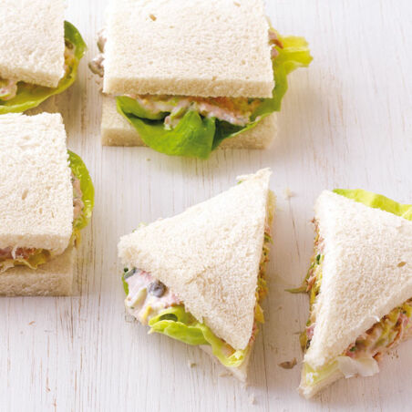 Tramezzini mit Thunfischcreme Tramezzini mit Thunfischcreme