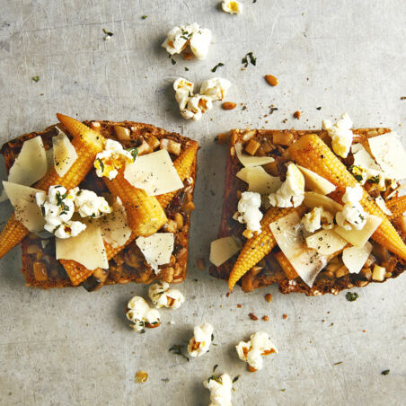 Zweierlei Mais mit ThymianPopcorn Zweierlei Mais mit ThymianPopcorn