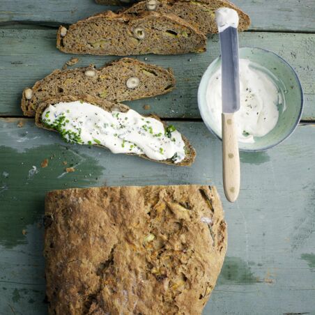 Slow-Carb-Brot mit Möhren und Zucchini Slow-Carb-Brot mit Möhren und Zucchini