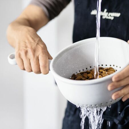 Nussmylk und Nusstrester Nussmylk und Nusstrester