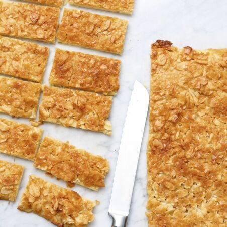 Bienenstich Bienenstich