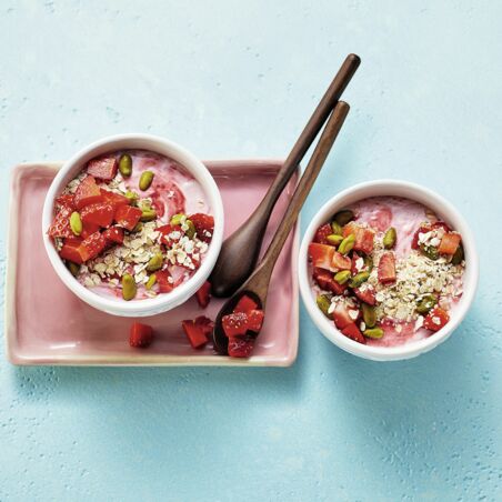 Erdbeerjoghurt mit Haferflocken Erdbeerjoghurt mit Haferflocken