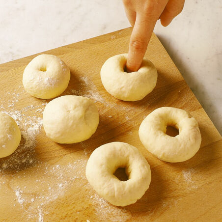 Donuts mit Zuckerguss Donuts mit Zuckerguss