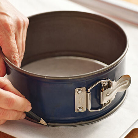 Rosen-Litschi-Torte Rosen-Litschi-Torte