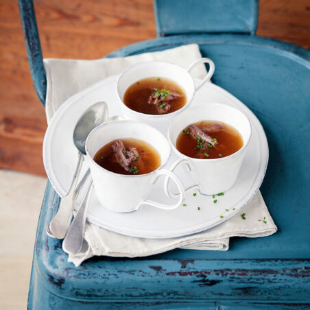 Kräftige Ochsenschwanzbrühe Kräftige Ochsenschwanzbrühe