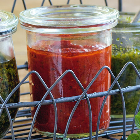 Rotes Pesto mit Paprika Rotes Pesto mit Paprika