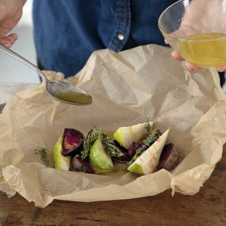 Gegrillte Rote-Bete-Birnen-Päckchen mit Mais Gegrillte Rote-Bete-Birnen-Päckchen mit Mais