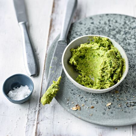 Kräuter-Erbsen-Aufstrich Kräuter-Erbsen-Aufstrich