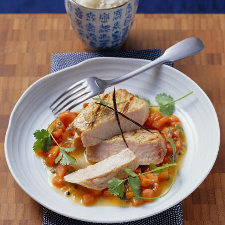 Schwertfischsteak mit Passionsfrucht, Papaya und Vanille Schwertfischsteak mit Passionsfrucht, Papaya und Vanille