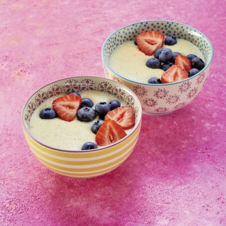 Frühstücksgrieß mit Beeren Frühstücksgrieß mit Beeren