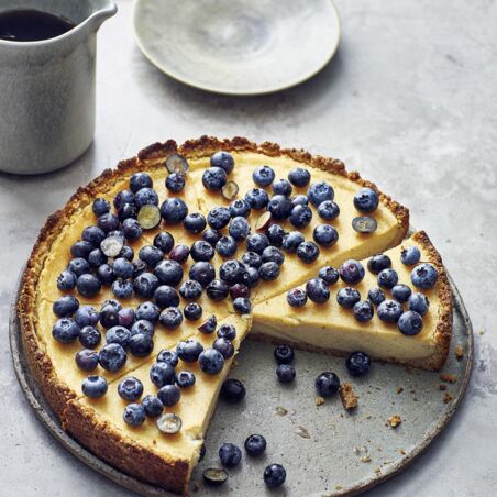 Käsekuchen mit Seidentofu und Beeren Käsekuchen mit Seidentofu und Beeren
