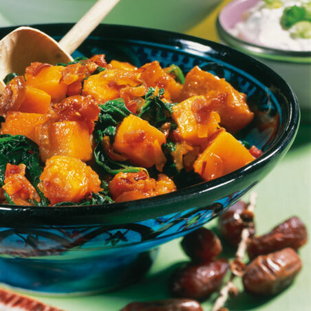 Kürbis mit Datteln und Spinat Kürbis mit Datteln und Spinat