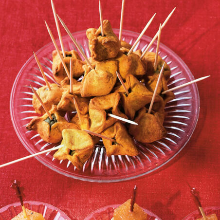 Gefüllte Oliven im Teigmantel Gefüllte Oliven im Teigmantel