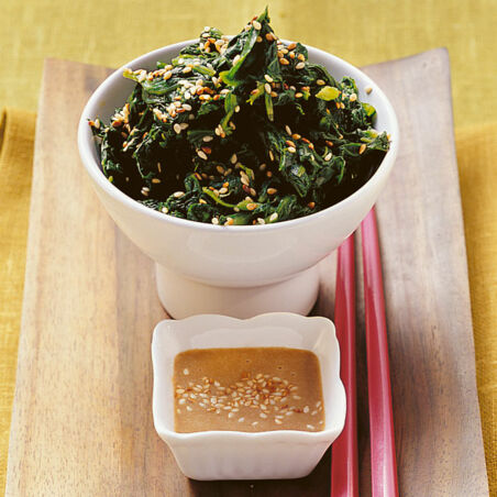 Spinat mit Sesamsauce Spinat mit Sesamsauce