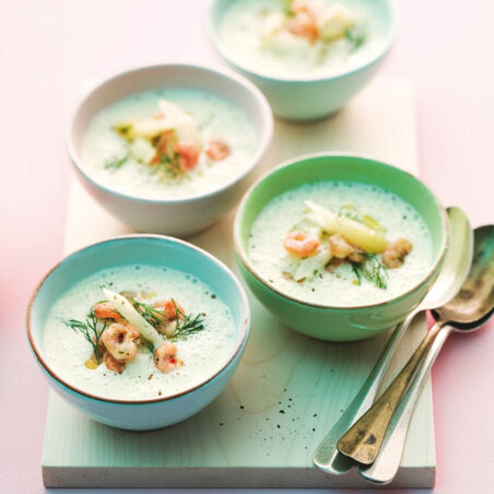 Spargelcremesuppe mit Krabben Spargelcremesuppe mit Krabben