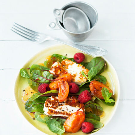 Mangoldsalat mit Aprikosen Mangoldsalat mit Aprikosen