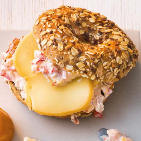 Scamorza-Bagel Scamorza-Bagel