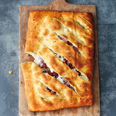 Gefüllte Zwiebelpizza Gefüllte Zwiebelpizza