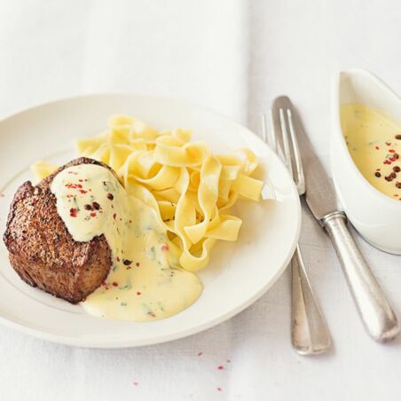 Filetsteak mit Béarnaise Filetsteak mit Béarnaise