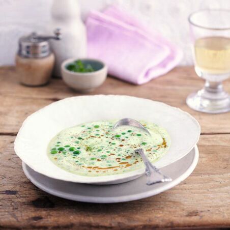 Erbsenschaumsuppe mit Mandeln Erbsenschaumsuppe mit Mandeln