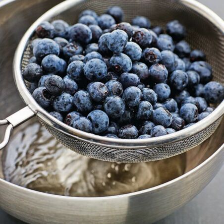 Eierlikörwaffeln mit Heidelbeersahne