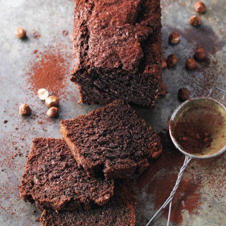Schokoladenkuchen mit Zucchini und Nüssen Schokoladenkuchen mit Zucchini und Nüssen