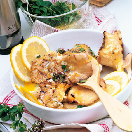 Austernpilze mit Zitronenöl Austernpilze mit Zitronenöl