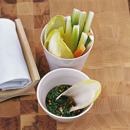 Gemüse mit Teriyaki-Dip Gemüse mit Teriyaki-Dip