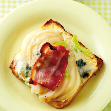 Birnen-Roquefort-Toast Birnen-Roquefort-Toast