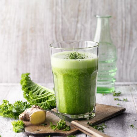 Gegen Erkältung mit Grünkohl, Kresse und Ingwer Gegen Erkältung mit Grünkohl, Kresse und Ingwer