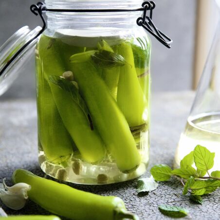 Grüne Spitzpaprika mit Minze Grüne Spitzpaprika mit Minze