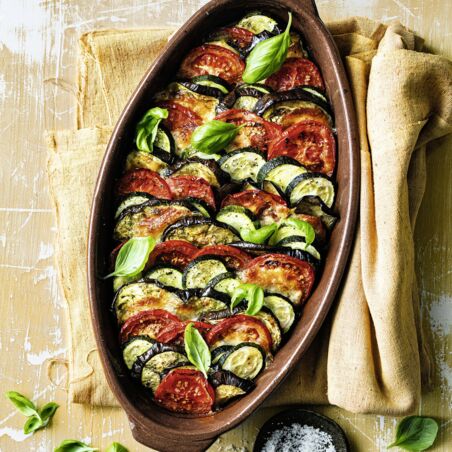 Geschichtete Auberginen aus dem Ofen Geschichtete Auberginen aus dem Ofen