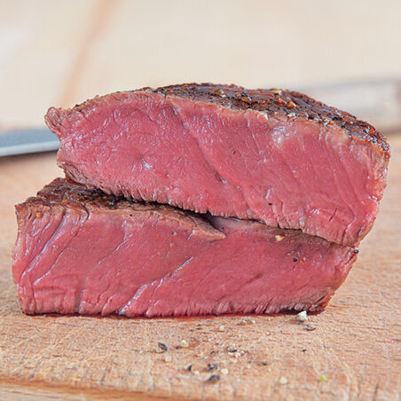 Steaks mit gegrilltem Gemüse Steaks mit gegrilltem Gemüse