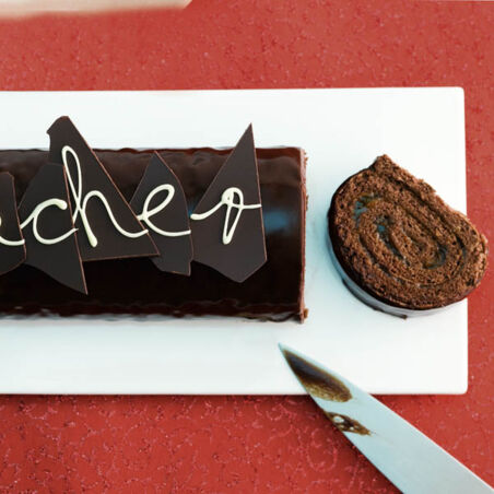 Biskuit-Roulade à la Sacher
