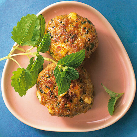 Frikadellen mit Minze & Feta Frikadellen mit Minze & Feta