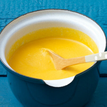 Möhren-Erdnuss-Suppe Möhren-Erdnuss-Suppe