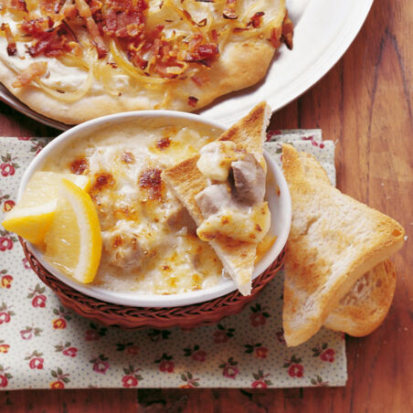 Überbackenes Schweinefleisch-Ragout Überbackenes Schweinefleisch-Ragout